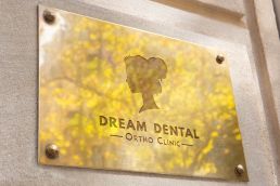 Portfolio johnny10 Dream Dental logo